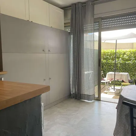 Apartment En Rez-de-jardin A La Bocca - Acces Plages, Terrasse Privee - Fr-1-609-98 *